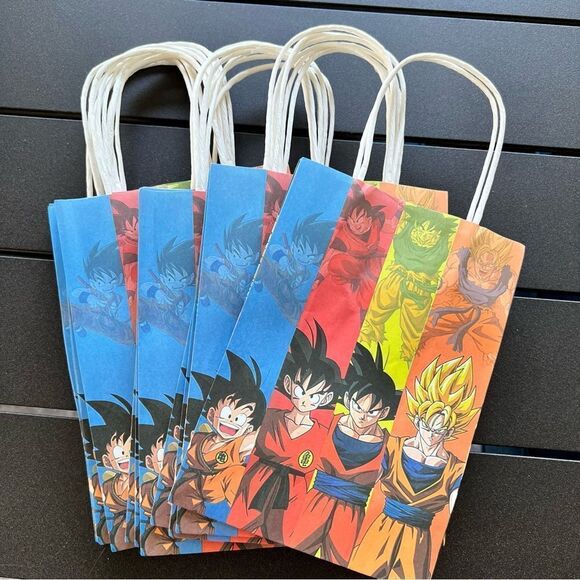 Dragon Ball Bert Gift Bags set of 12 - Picture 1 of 3